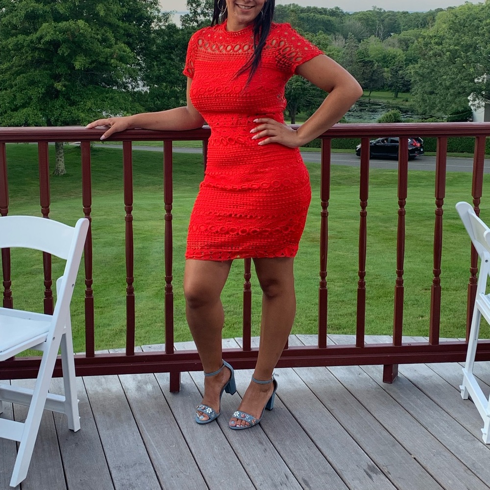 Red laced short sleeve dress